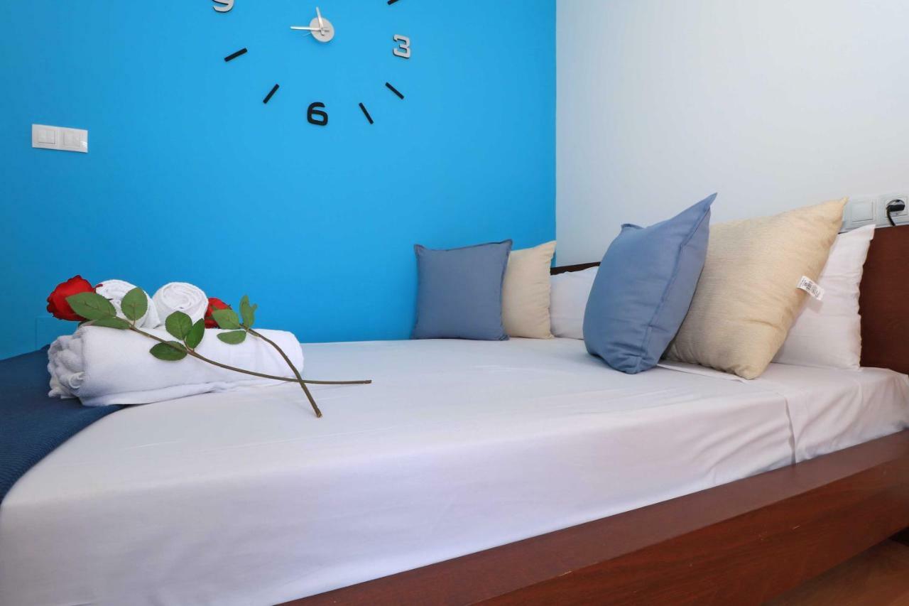 Del Parque Flats Estudio Lagunillas Μάλαγα Εξωτερικό φωτογραφία